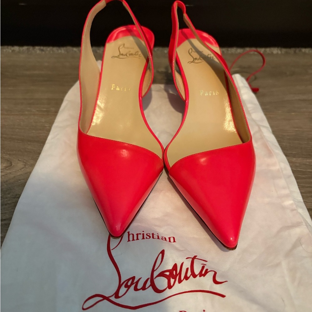 Christian Louboutin Women's Pink Pointed Slingback Pumps size 40.